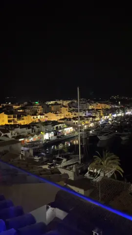Costa del Sol views 🤍✨ #puertobanus #puertobanusmalaga #puertobanusmarbella #marbella #marbellacity #costadelsol #nightcityviews #marbellanights 