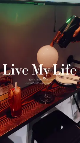 The perfect night out.  #CapCut #bubble #mixology #poolsharks #cheesepull #shots #girlsnight #FoodTok #nyc #nycdatenite #cooldrinksnyc #pictureperfect #livingmybestlife  