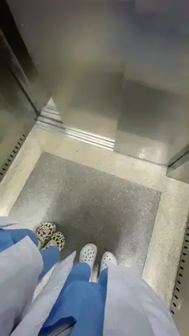 Khi muốn đú trend outfit mà lại luôn trực ở bệnh viện thì saoo tar #ump #nữhôsinh👩‍⚕️🤱🥰 