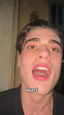 TROVI IL CONTINUO SUL MIO PROFILO 👀 #wearezoomer #simoneberlini 