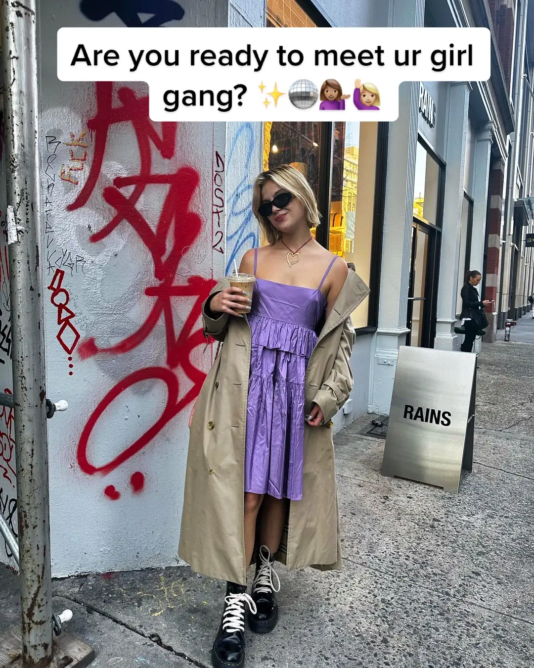 LET’s hang 🫶🏼🪩#girlboss #nycbeading #beading #beadbar #artsandcrafts #arts #crafting #crafts 