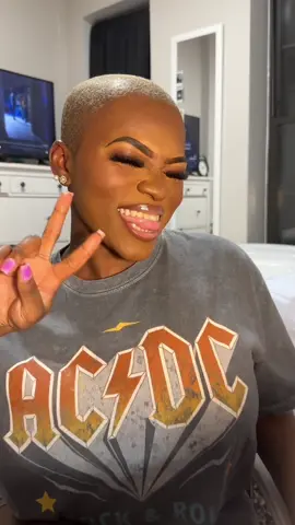 another day another tutorial watch me do the iconic “IG Baddie” makeup look 💅🏾 #blackgirlmakeup  #makeuptutorial #igbaddies #igbaddiemakeup #foryoupage #CapCut 