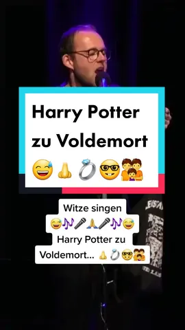 Harry zu Voldemort 😅👃💍🤓👪 Mehr Witze singen und vieles Lustiges mehr gibt es live! Besucht mich und mein Comedy-Programm YES WE SVEN! Alle Termine auf meiner Homepage! (Link in der Bio) #witzesingen #comedy #svenbensmann #harrypotter #voldemort #nasenpiercing #potter #pottery #potterlove #pottermore #hogwarts #hogwartslegacy #potterhead #fun #funny #flachwitz #flachwitze #witz #witze #lustig #lustigevideos #witzig #yeswesven #viral #fy #fyp #tiktokfun #tiktokcomedy 