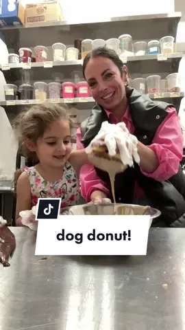 The filling was all her idea 😝🤭😍 #donut #donutshop #cute #dog #funny #vegas #food #FoodTok #vegastiktok #mom #workingmom #entrepreneur #family 