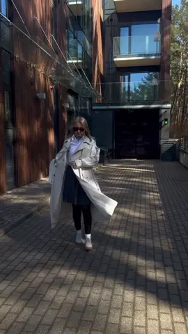 Spring outfit check 😎 #latvija #jūrmala #pavasaris #trencis #apģērbs #stils #stilists #mode #latviangirl #springoutfit #trench #trenchcoat #adidas #adidassamba #adidasshoes #jurmala #outfitcheck #StreetStyle #streetvideo #ielasmode #latvianstyle #adidassneakers #латвия #юрмала #весна #тренч #тренчкот #стилист #стритстайл 