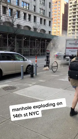 #nyc #subway #explosion #subwayfire #newyork #14thstreet 