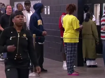 Hardcore Pawn | Fufu Hoops #hardcorepawn #pawnshops #pawnstars #auction #foryou #fyp #pawn #resell #scammer #drama 