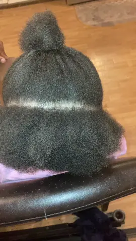 Stylez By Keyy💜#731stylist #901stylist #662stylist #beauty #fyp #kidhairstyles #lilgirls#barber#femalebatber #beginnerbarber  #upcomingcosmetologist 