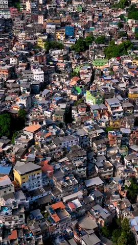 Rocinha in Rio de Janeiro is the largest favela in Brazil. Around 200,000 people live in Rocinha, making it the most populous favela in Brazil 🏘️⛰️🇧🇷 #rocinha#favela#rocinhafavela#copacabana#brasil#brazil#riodejaneiro#fyp#viral#rtravel#worldwalkerz