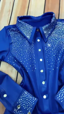 Azul queridinho 💙💙 #you #fyp #lookcountry #bodycountry #bodycountrypedraria #cowgirl #cowgirlstyle #cowboy #cowboyup #boiadeira #anacastela #sertanejo #madeinroça #brutas #bodyfeminino #bodybrilho #pecuaria #agrogirl #countrygirl #countrylife #meninadapecuaria 