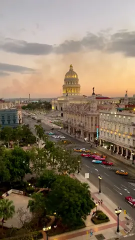 #habana #🇨🇺 #😍 #fyp #cuba #tiktok #fypシ #cubatravel #cubanoenitalia #cubanosporelmundo #cubanos #place #favorite #travel #tour #cubani #italiani #italy 
