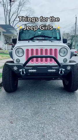 Things in my #Jeep that just make sense 🚗✌🏼 #jeepgirl #jeepwrangler #jeepsoftiktok #jeep4x4 @jeep 
