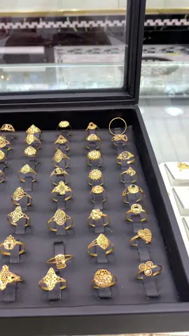 . مجوهرات بريق التّميز  . . . . . #يوم_التأسيس #يوم_التأسيس_السعودي  ‎#الرياض #السعودية #ذهب  ‎#مجوهرات #هدايا #موضه #فاشن #تخفيضات #النسيم #بنات #طقم_ذهب #تشوكر  #شوكر #خاتم #زواج #عروس #دبله #عقد #معاضد #غوايش #بناجر #خواتم #دبل #عقود #محل 