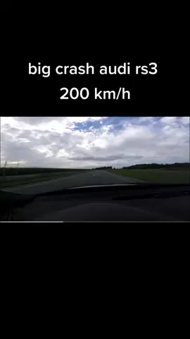 big crash audi rs3 200 km/h  #pourtoi #foryou #crash #accident #voiture #circuit 