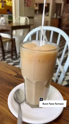 Buen Taco Terraza es una verdadera joya de comida fresca, casera y deliciosa, a mi me encanta, comoartir aqui es una excelente idea! Todo buenisimo! 📍C. Manuel López Cotilla 2019, Arcos Vallarta, 44130 Guadalajara, Jal. #Foodie #like #instablogger #instafood #chuladademaizprieto #peguenleelmordidon #foodiegdl #cafelechero #cafe