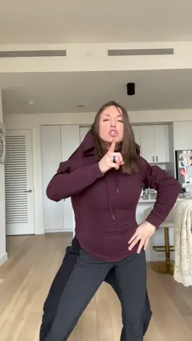 Replying to @paigewhitacre0 Sarah looks like she could palm a basketball with those mits 😂 #micahandsarah 