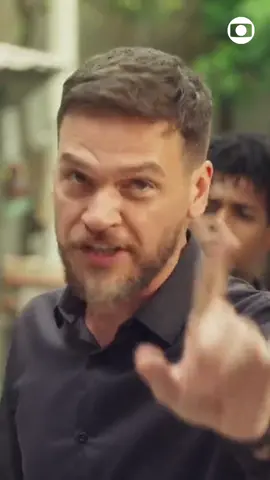 “Eu não falei pra você não brotar mais em Piedade?” #VaiNaFé #TVGlobo #Novelas 