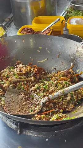 #colombo #friedrice #yummy#🖤🤍 #thuvan360 #subkanzthuvan #srilankatiktok #