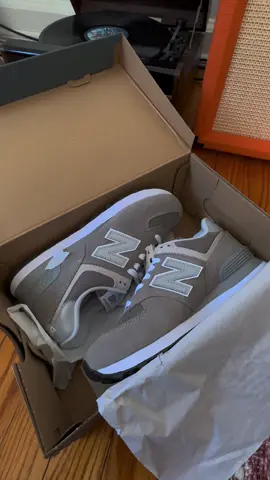 These are gonna be the summer 2023 shoes. So comfy #fyp #shopwithme #unboxing #amazonfinds #newbalance #newbalance574 #thesummer2023shoes #summershoes #2023shoes #smallinfluencer #contentcreator #microinfluencer #tipsandtricks #girltok #finds #shopping #happyspring #ariesbaby #tiktokcreator #newshoes #follower #shoetrend #trending #newtrend 