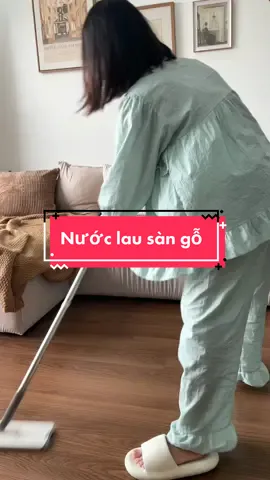 Lau sàn gỗ như nào để sàn lúc nào cũng bóng và ko bị mất màu gỗ #TikTokShop #VTVLive 