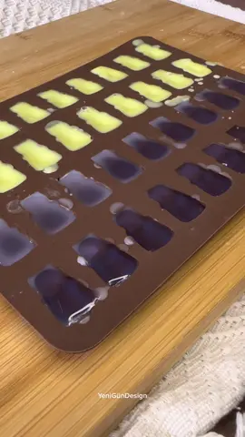 #soyamumu #buhurdanlık #evdekorasyonu #kokulumum #odakokusu #aromaterapi #waxmelts #dekorasyonönerileri #dekorasyonfikirleri #soyawax #ayıcık #jelibon #tiktokturkey #istanbul #izmit #kocaeli #alanya #mum #mumlar 