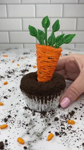 Chocolate carrot cupcake tutorial 🥕🥕 #cupcake #tutorial #carrots #easterbaking 