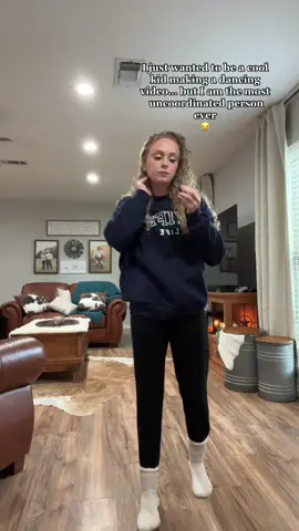 Literally found this in my drafts😂If you were ever wondering why I don't make dancing videos… here’s why! 