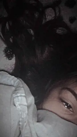 why? kk #tipografia #CapCut #songsedits #entregatiktok @TikTok 😶‍🌫️ criying tear #trend #lagrima #trenddalagrima 