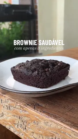 Existe receita mais facil que essa? Apenas 3 ingredientes, feita no microondas e em apenas 2 minutos😱😱 #FitTok #receitassaudaveis #browniesaudavel #browniefit #receitasfaceis #dieta #docesfit 