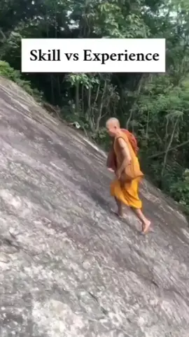 monjetibetano #tibetanmonkschaningommantra #wildtibetanmonks 