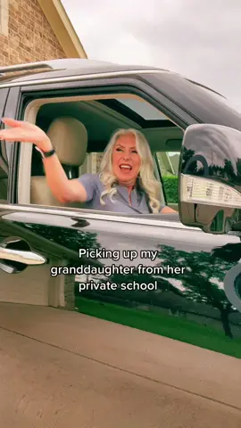 She loves when Gigi picks her up from school😂 @tiktokdaddyseven 