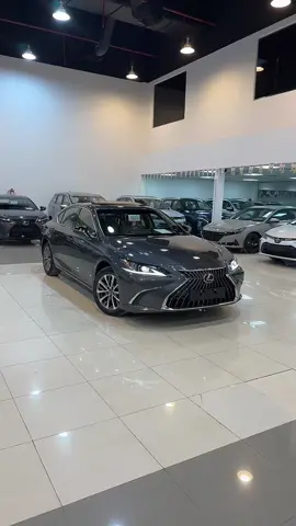 #carsoftiktok #d7oom4cars  لكزس ES 250 موديل 2023 اقل فئة