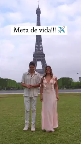 Dançando pelo MUNDO quem você levaria? #europa #france #viagem #casal #turismo #italy #maldives #paris #honeymoon #luademel #viagensdecasal 