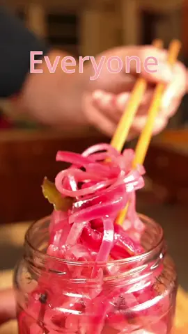 pickled onions because they're that good!! #pickledonions #pickled #onions 