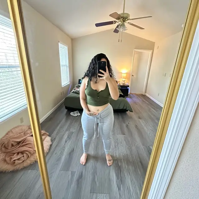 I think you could handle one night? #fyp #thick 