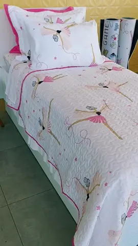 kit cobre leito infantil , kit cobre leito 2 peças bouti , kit cobra leito bailarina saiba mais entre em contato conosco pelo (16)996110215#enxovalibitinga #enxovalcasanova #enxovalrevenda #lucro 