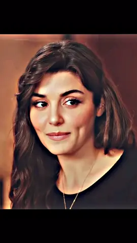 ‘Into it’ 😩🦋 #sencalkapimi #edayildiz #serkanbolat #edaserkan #loveisintheair 