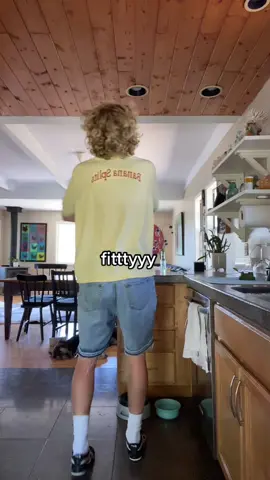 im bill for the day #jorts #asics #fit #OOTD #bowlingshirt #Summer #SummerFit #fyp #levis 