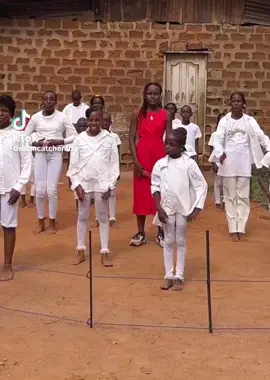 #foryoupage #fyp #fypシ #dance #chi_chi_long_dancequeen 