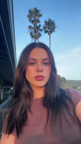 @lanadelrey raised me 
