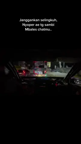 Bukanya terlalu mengejar dunia ,tapi saya tau jadi lelaki bagaimana diperlakukan seperti apa,di saat tak punya apa” 🙇🏼