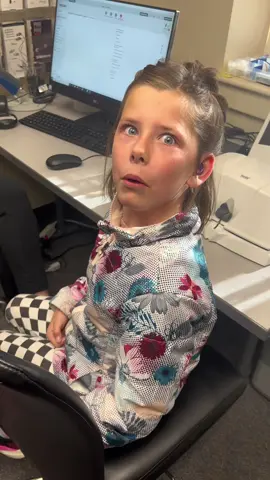 When you hear yourself for the first time 🤟🏻🦻#Deaf #ASL #signlanguage #hearingaids #findyourvoice 