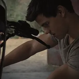 THANK YOU SO MUCH FOR 70K THIS IS SO CRAZYYY #twilightsaga #jacobblack #samuley #wolfpack #quileute #wolves #twilightsagabreakingdawnpt2 #pleasegoviral #viralvideo #foryoupage #foryou #viral #trending 