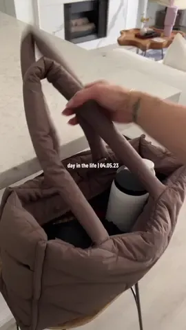 Happy hump day 🐫 #dayinmylife #DailyRoutine #dailyvlog #dailylife #ditlvlog #ditl #adayinthelife 