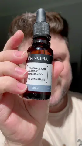 ✨ Tem cupom no fim do vídeo Não é de hoje que eu amo esse serum da @Principia. O AH-2 é, sem dúvidas, um dos meus queridinhos para hidratar em dias de calor 💖  ✨ Produto cedido pela marca. Este conteúdo não é patrocinado. . . . . . . . . . . #cuidadosdepele #dicasdeskincare #produtosdeskincare #cuidadoscomapele #dicasdebeleza #testandoprodutos #produtosskincare #dicasparabeleza #vídeosdeskincare #reviewdeskincare #dicasparaskincare #skincarebaratinho #reviewskincare 