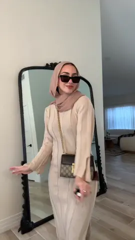 Ootd 1 (+ lip combo) #muslimtiktok #OOTD #springfashion #fashiontiktok #makeup #outfitinspo 