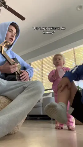 Replying to @alliestokes_ the end is my favorite part lol #musiciansoftiktok #viral #artistsoftiktok #acousticcover #newpopartist 