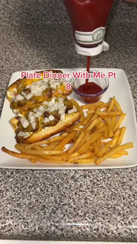 chili cheese hot dogs🌭 and fries🍟 with a strawberry vanilla @drinkolipop available at @walmart! #fyp #platedinnerwithme #chilicheesedog #olipoppartner #fypシ #foodtiktok #foryou #viral 