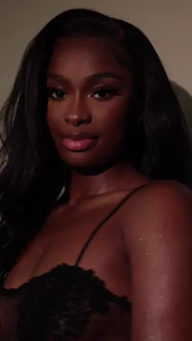 GLUUUU 🖤🎞 @usher #GLU 