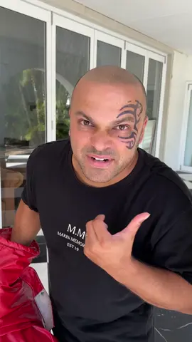 When your mate thinks he’s Mike Tyson! 😂 #funny #fight #boxing #fyp